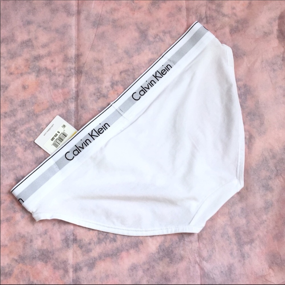 Calvin Klein Modern Cotton Matching Bra & Panty - Picture 5 of 7